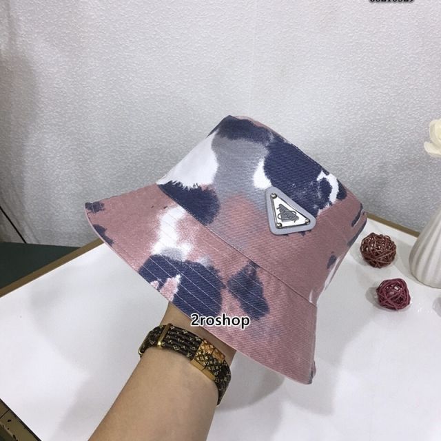 프라다로고버킷햇연핑크
