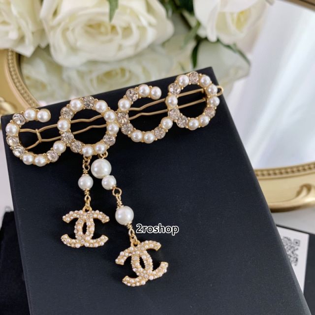 CHANEL 헤어핀