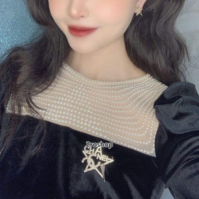 CHANEL 브로치