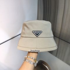 프라다로고버킷햇블랙