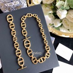 DIOR 목걸이