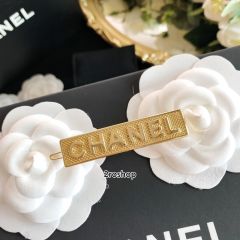 CHANEL 헤어핀