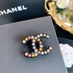 CHANEL 브로치