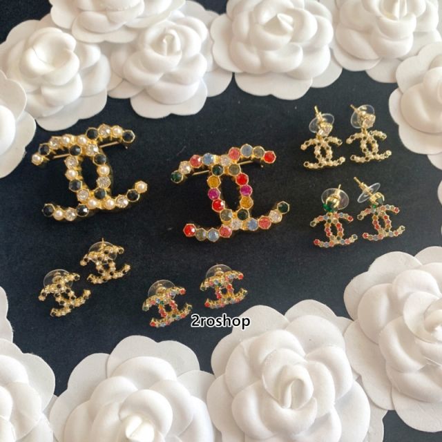 CHANEL 브로치