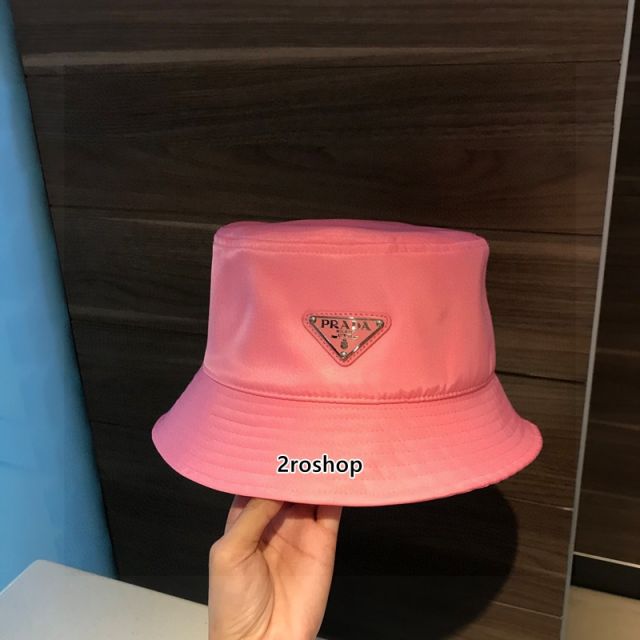 프라다로고버킷햇블랙
