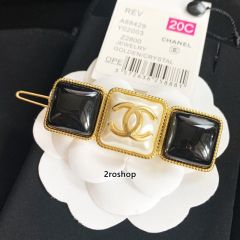 CHANEL 헤어핀