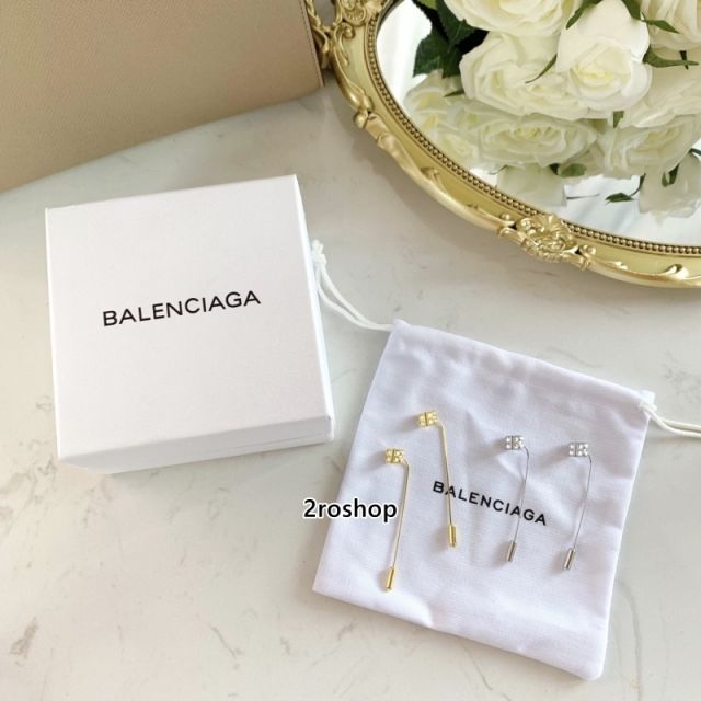 Balenciaga 피어싱