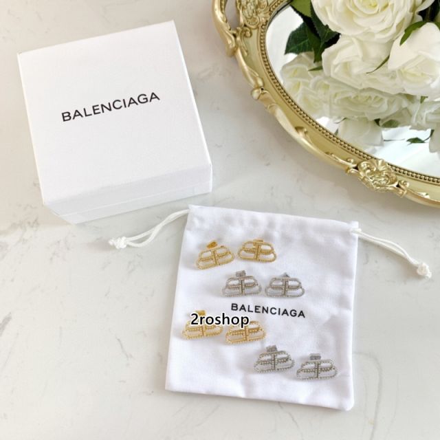 Balenciaga 피어싱