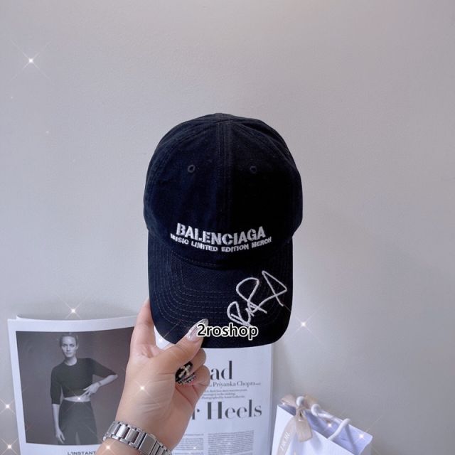 발렌시아가볼캡블랙