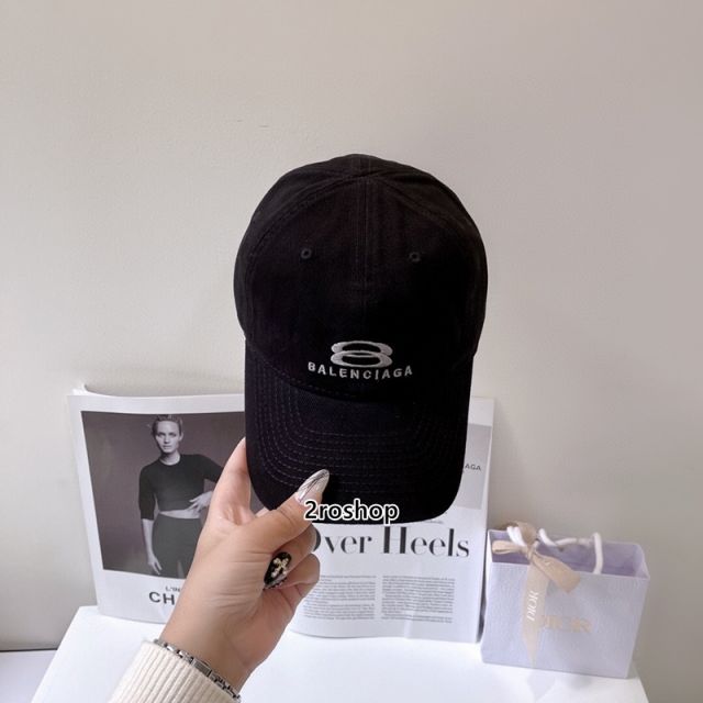 발렌시아가볼캡블랙