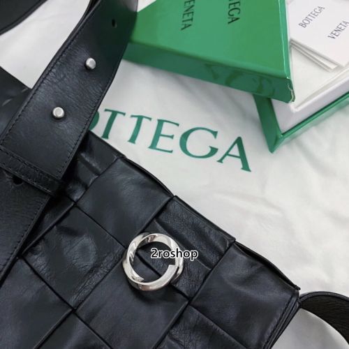 BOTTEGA VENETA 반지