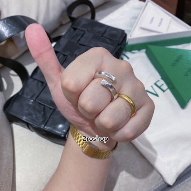 BOTTEGA VENETA 반지