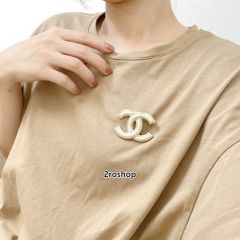 CHANEL 브로치