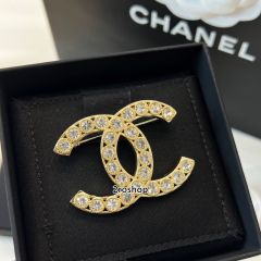CHANEL 브로치