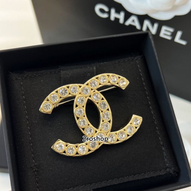 CHANEL 브로치