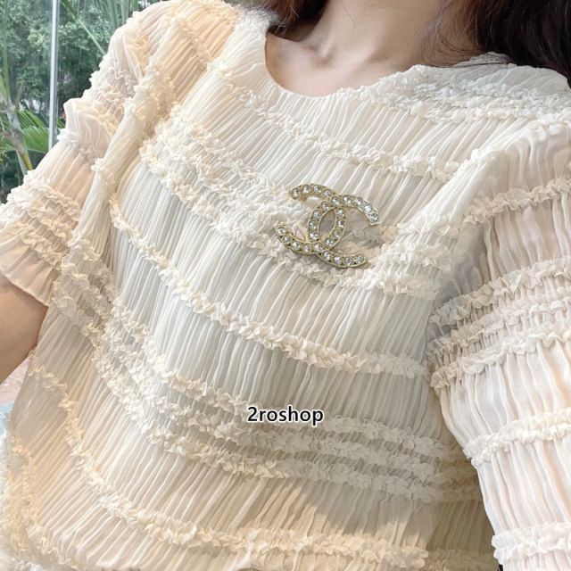 CHANEL 브로치