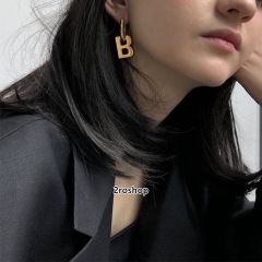 Balenciaga 피어싱