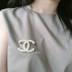 CHANEL 브로치
