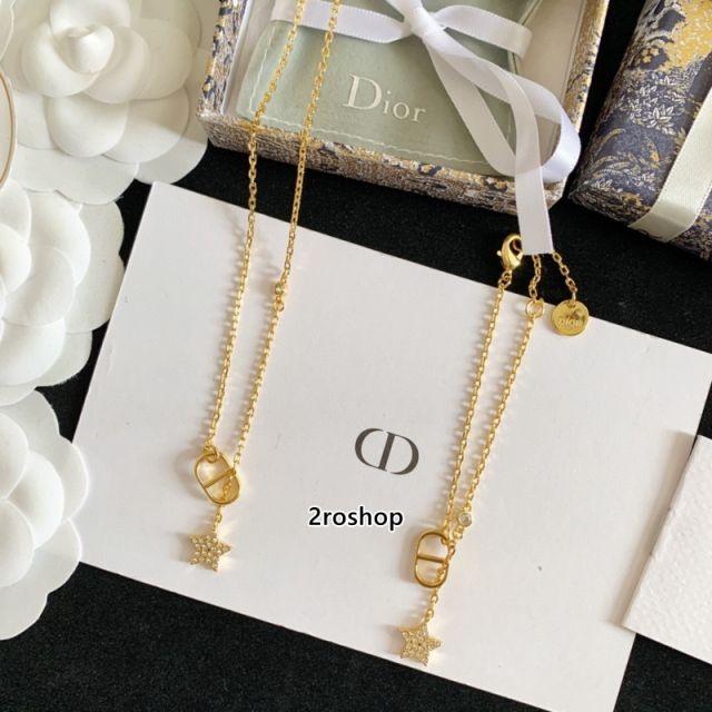DIOR 목걸이