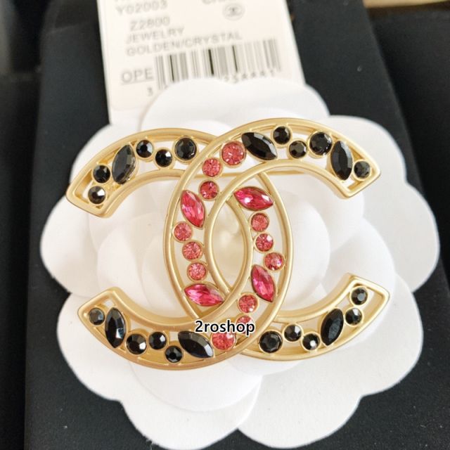 CHANEL 브로치