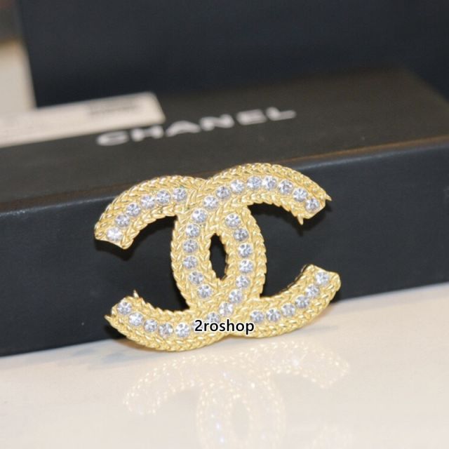 CHANEL 브로치