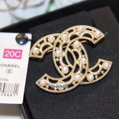 CHANEL 브로치