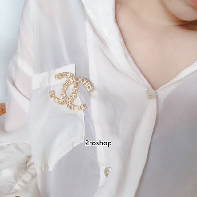 CHANEL 브로치