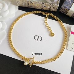 DIOR 목걸이