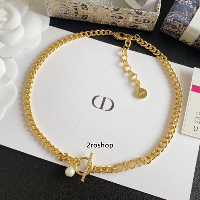 DIOR 목걸이