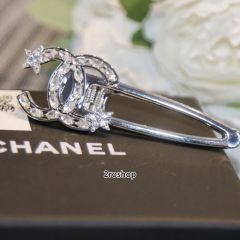 CHANEL 헤어핀