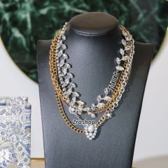 DIOR 목걸이