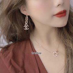 CHANEL 피어싱