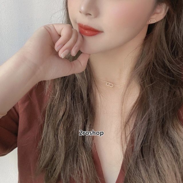 DIOR 목걸이