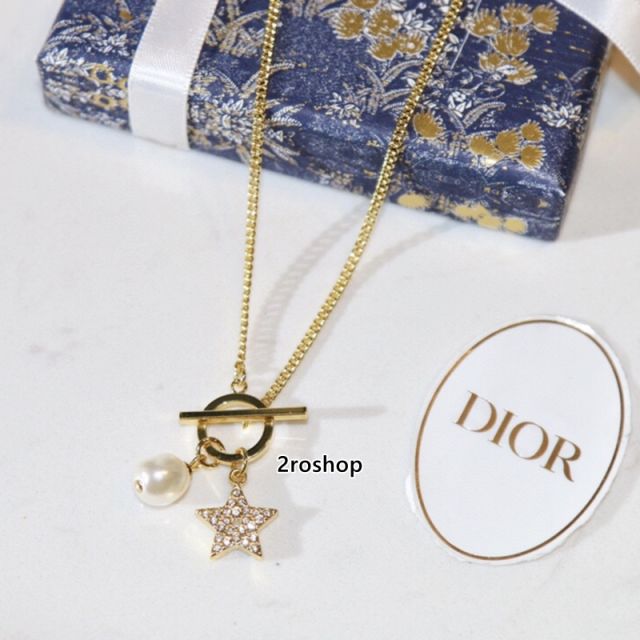 DIOR 목걸이