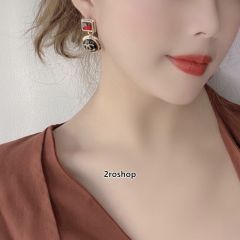 CHANEL 피어싱