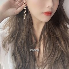 CHANEL 피어싱