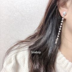 CHANEL 피어싱