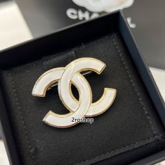 CHANEL 브로치