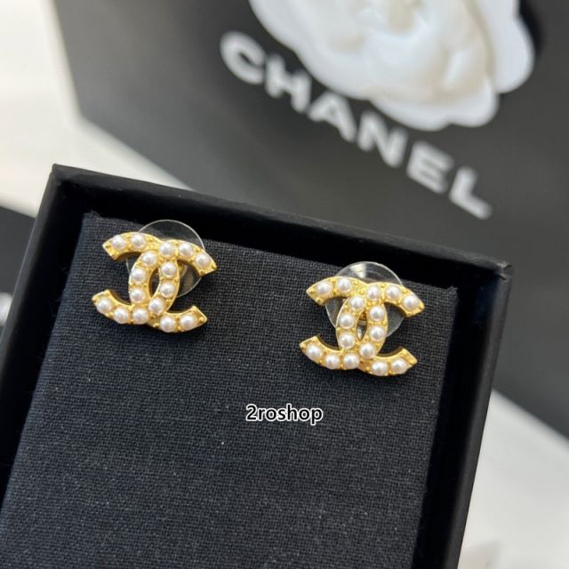 CHANEL 피어싱