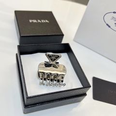 PRADA 헤어핀
