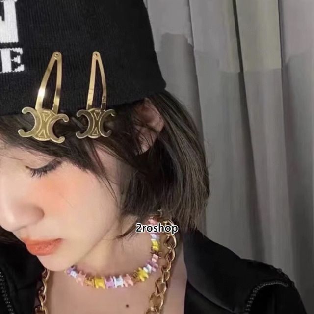 CELINE 헤어핀