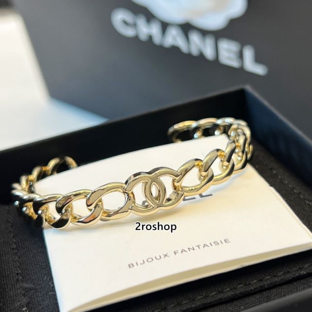 CHANEL 팔찌
