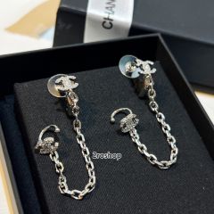 CHANEL 피어싱
