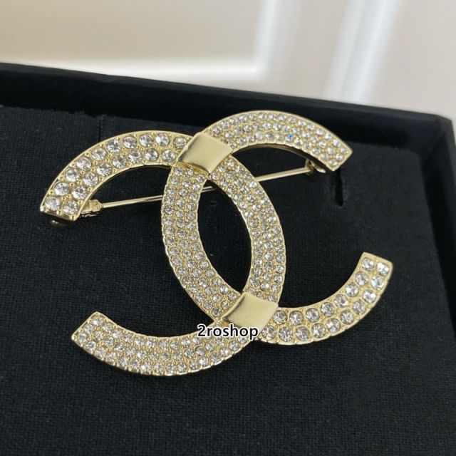 CHANEL 브로치
