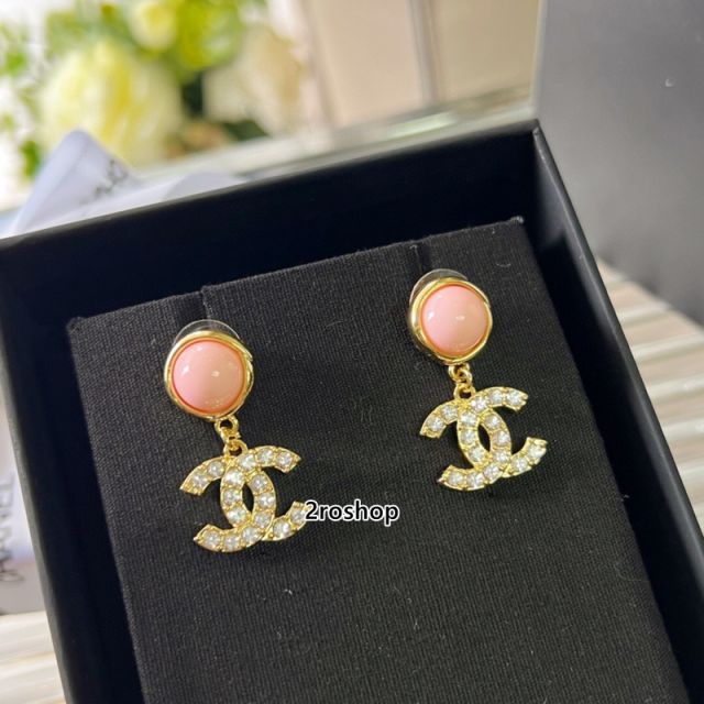 CHANEL 피어싱
