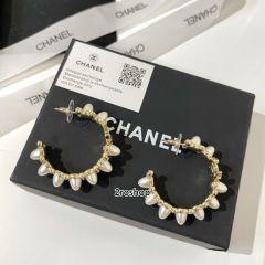 CHANEL 피어싱