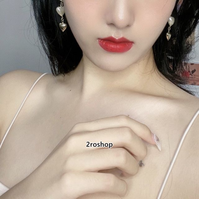 CHANEL 피어싱