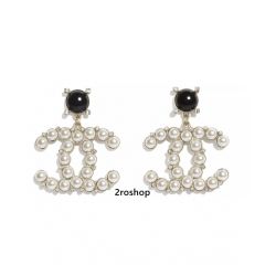 CHANEL 피어싱