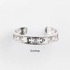 CHANEL 팔찌