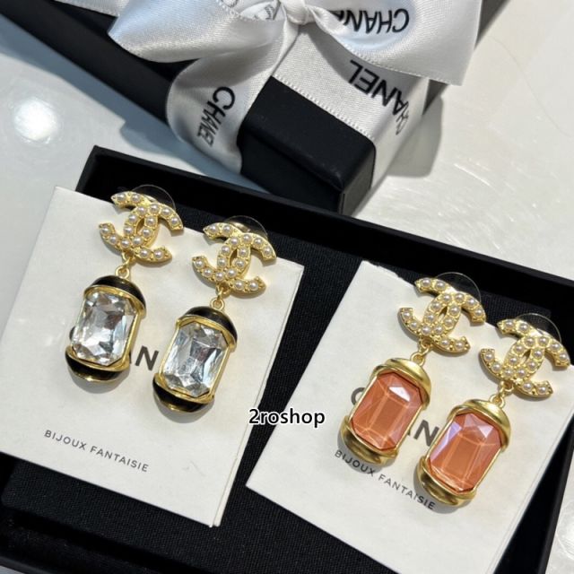 CHANEL 피어싱